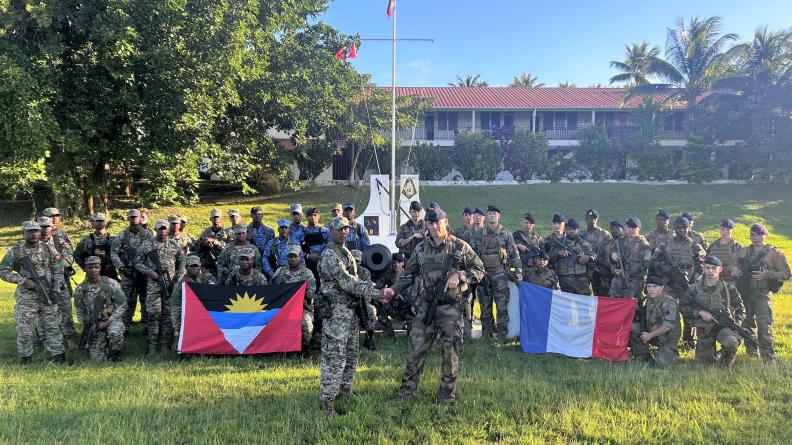 Les FAA participent à l’exercice SABRE avec les forces armées d’Antigua-et-Barbuda