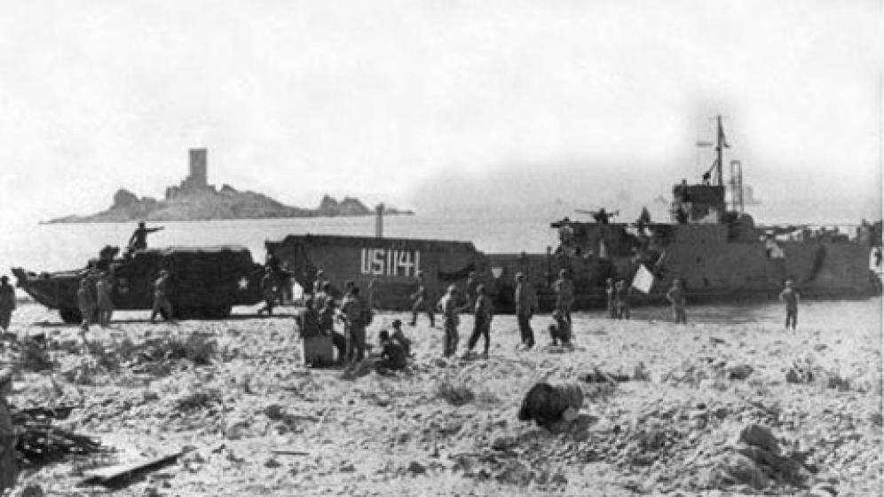 Le 15 Août 1944 : le débarquement de Provence . Debarquementprovence_st_raphael_1