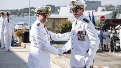  Le vice-amiral Daniel Faujour quitte la Marine après 39 années d’une carrière exceptionnelle