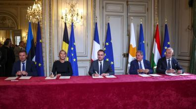 Signature d'une lettre d'intention entre la France, la Belgique, Chypre, la Hongrie et l'Estonie.